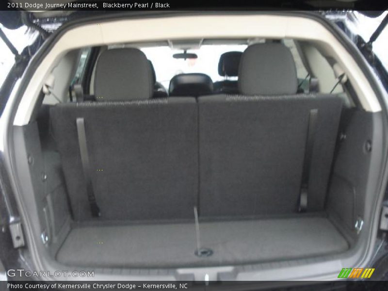  2011 Journey Mainstreet Trunk
