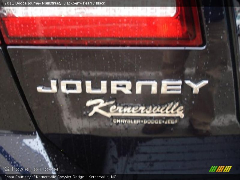 Blackberry Pearl / Black 2011 Dodge Journey Mainstreet