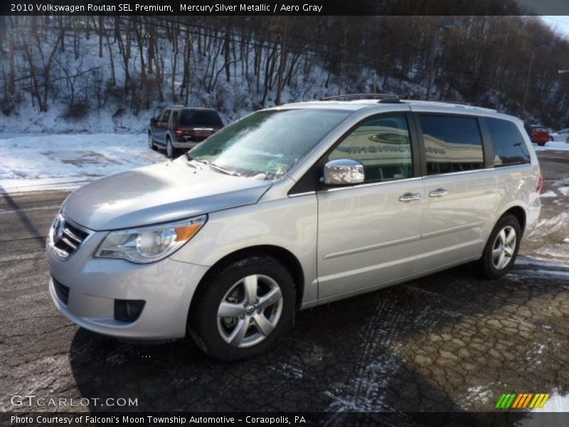  2010 Routan SEL Premium Mercury Silver Metallic