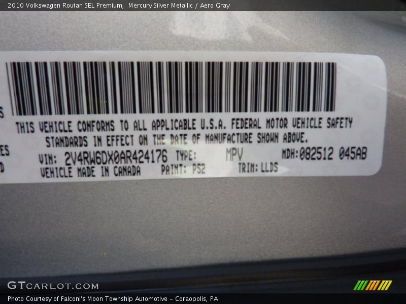 Mercury Silver Metallic / Aero Gray 2010 Volkswagen Routan SEL Premium