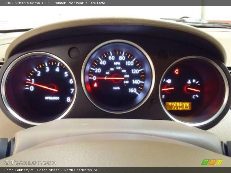 Winter Frost Pearl / Cafe Latte 2007 Nissan Maxima 3.5 SE