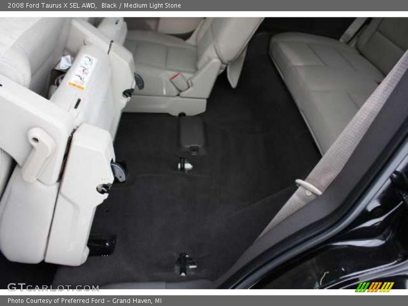 Black / Medium Light Stone 2008 Ford Taurus X SEL AWD