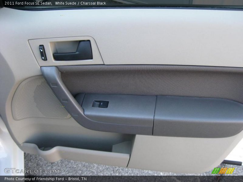 White Suede / Charcoal Black 2011 Ford Focus SE Sedan