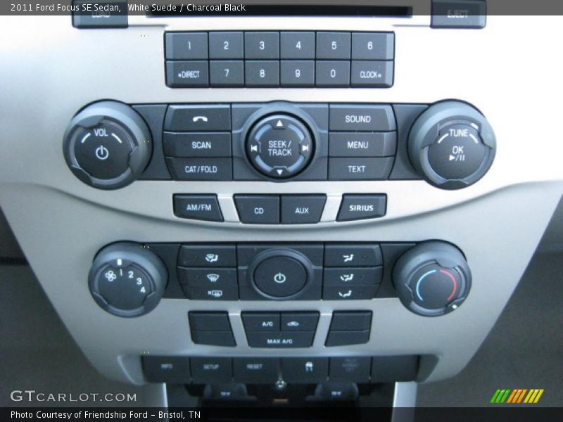 White Suede / Charcoal Black 2011 Ford Focus SE Sedan