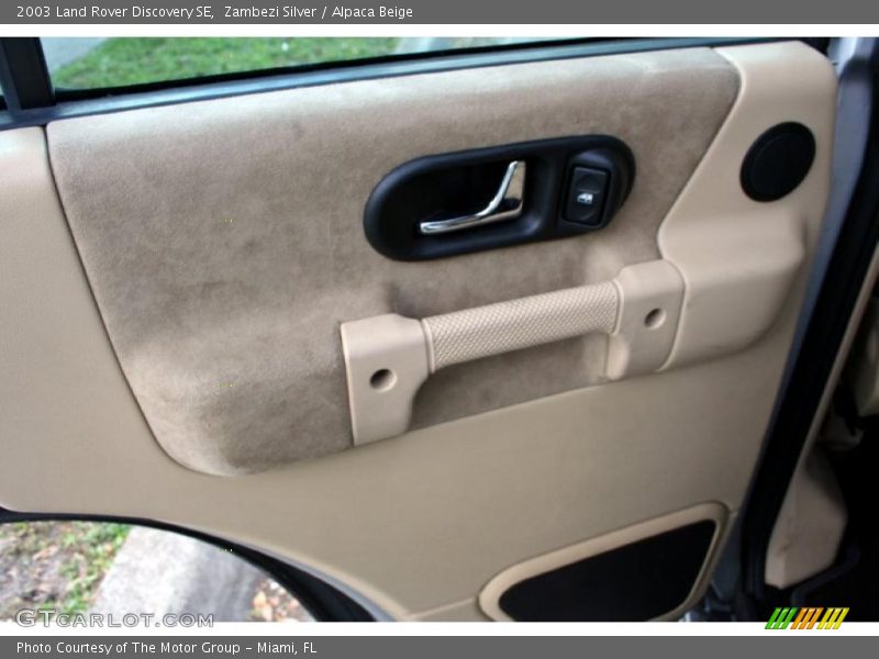 Zambezi Silver / Alpaca Beige 2003 Land Rover Discovery SE
