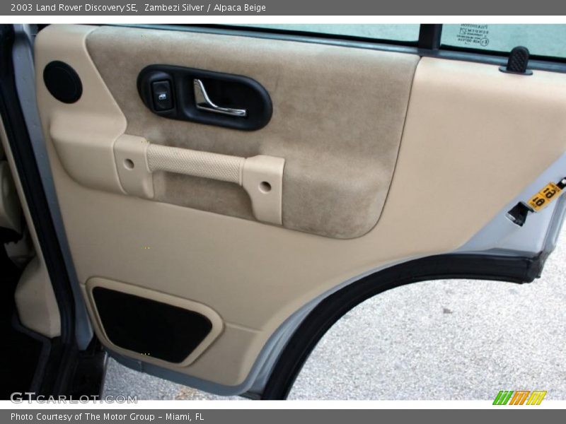 Zambezi Silver / Alpaca Beige 2003 Land Rover Discovery SE