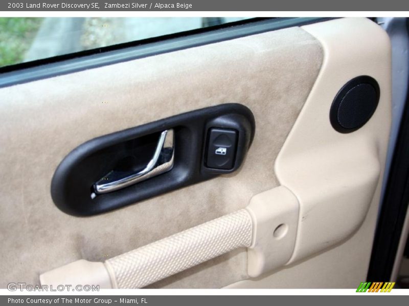 Zambezi Silver / Alpaca Beige 2003 Land Rover Discovery SE