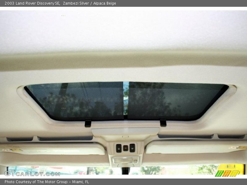 Zambezi Silver / Alpaca Beige 2003 Land Rover Discovery SE