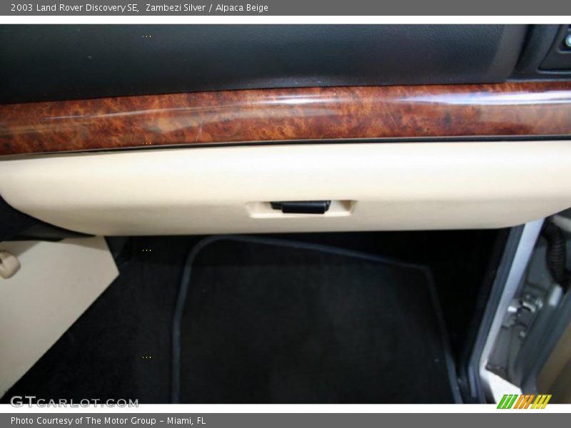 Zambezi Silver / Alpaca Beige 2003 Land Rover Discovery SE