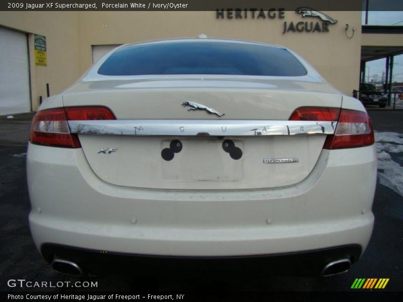 Porcelain White / Ivory/Oyster 2009 Jaguar XF Supercharged