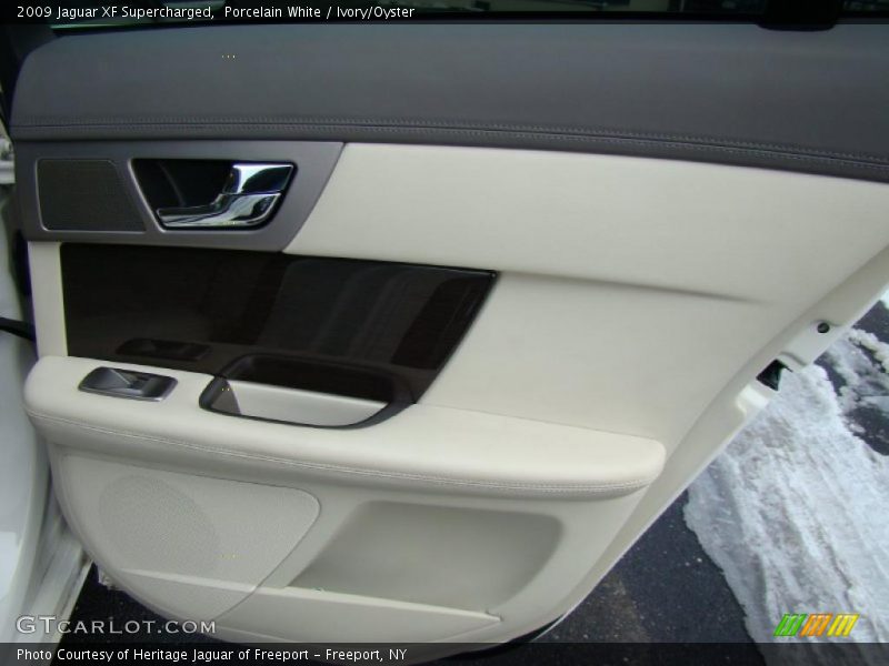 Porcelain White / Ivory/Oyster 2009 Jaguar XF Supercharged