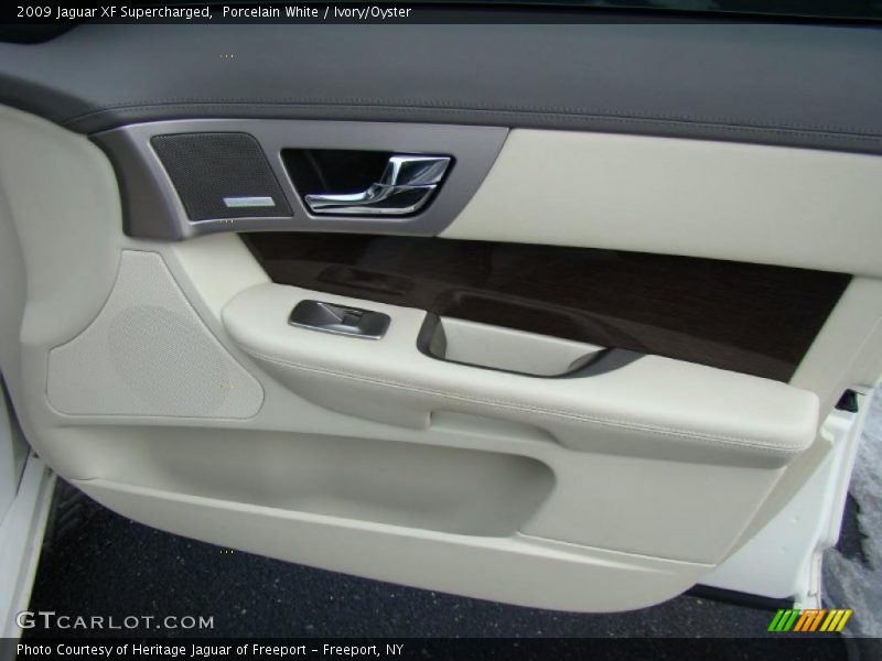 Porcelain White / Ivory/Oyster 2009 Jaguar XF Supercharged