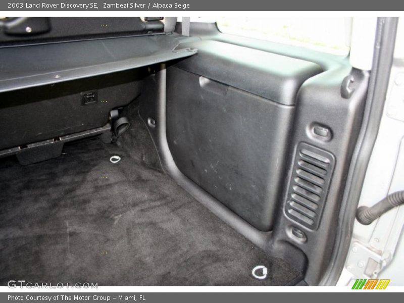 Zambezi Silver / Alpaca Beige 2003 Land Rover Discovery SE