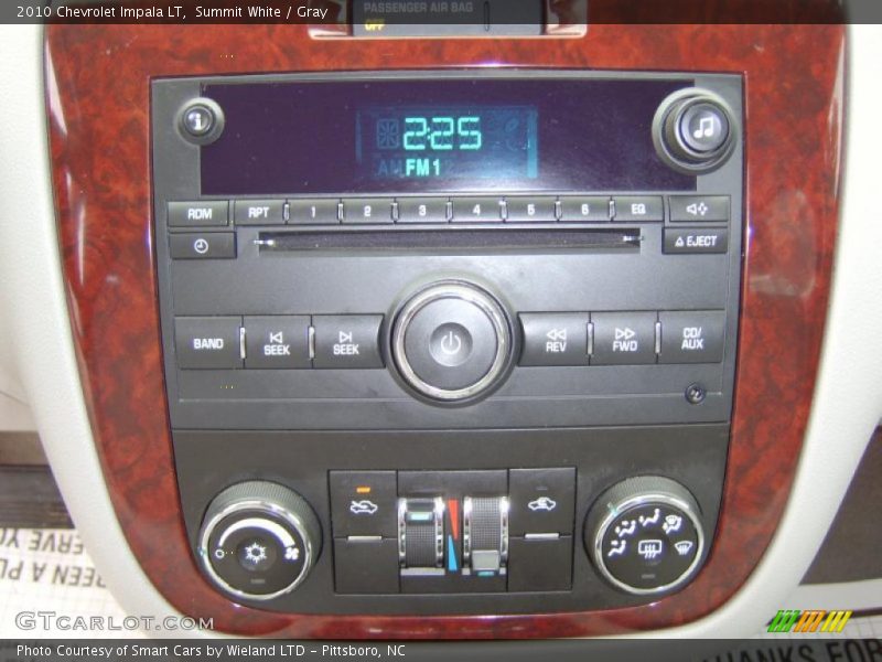 Summit White / Gray 2010 Chevrolet Impala LT