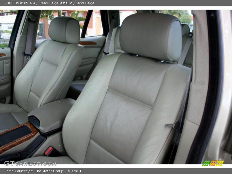 Pearl Beige Metallic / Sand Beige 2000 BMW X5 4.4i