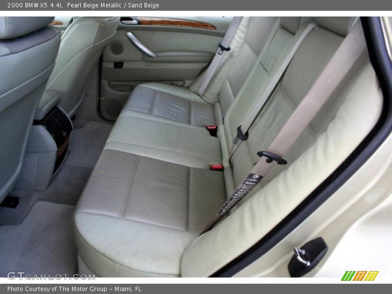 Pearl Beige Metallic / Sand Beige 2000 BMW X5 4.4i
