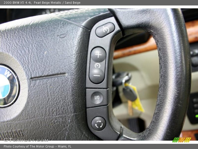 Pearl Beige Metallic / Sand Beige 2000 BMW X5 4.4i