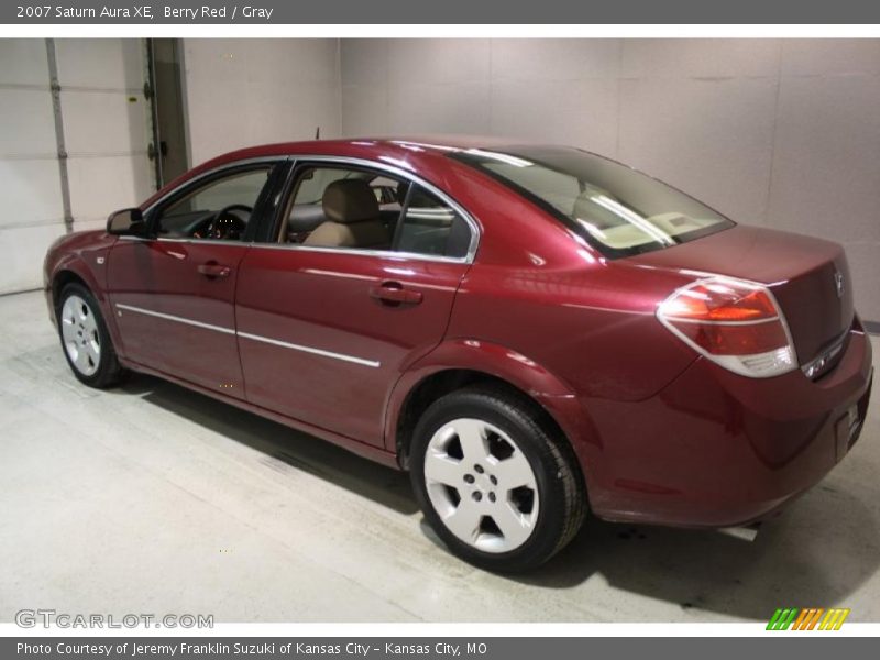 Berry Red / Gray 2007 Saturn Aura XE