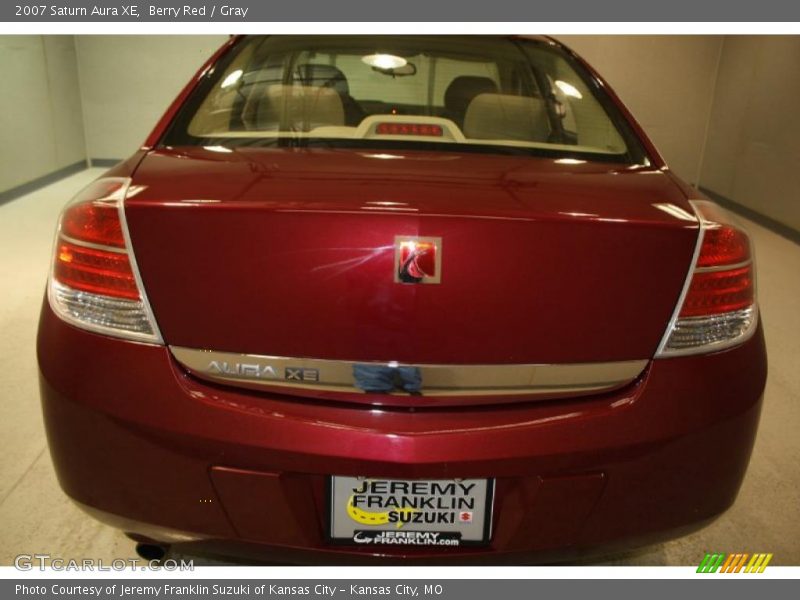 Berry Red / Gray 2007 Saturn Aura XE