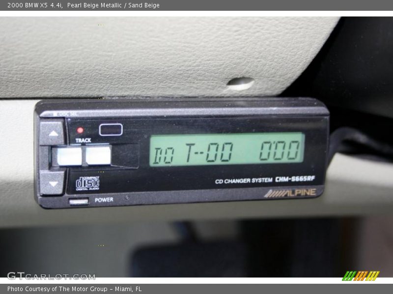Pearl Beige Metallic / Sand Beige 2000 BMW X5 4.4i
