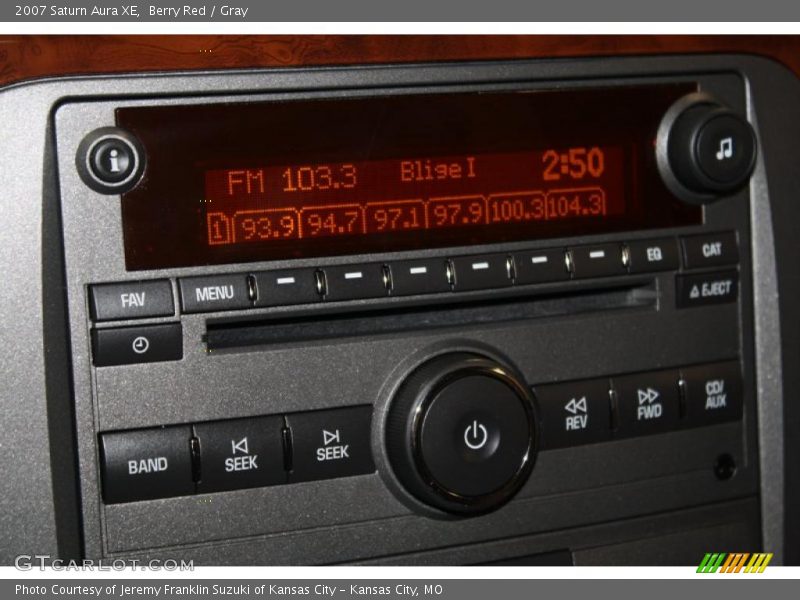 Berry Red / Gray 2007 Saturn Aura XE