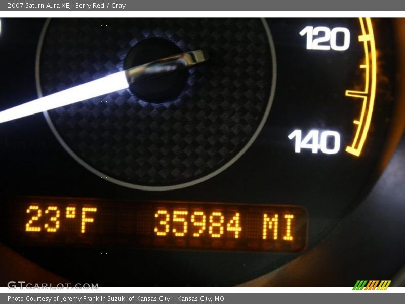 Berry Red / Gray 2007 Saturn Aura XE