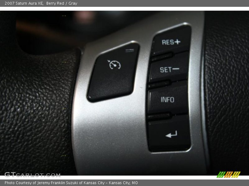 Berry Red / Gray 2007 Saturn Aura XE