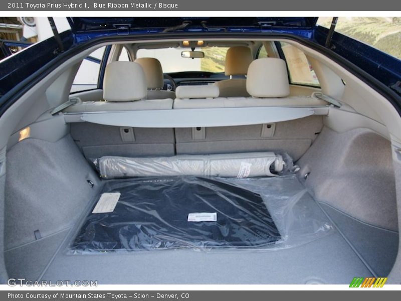  2011 Prius Hybrid II Trunk