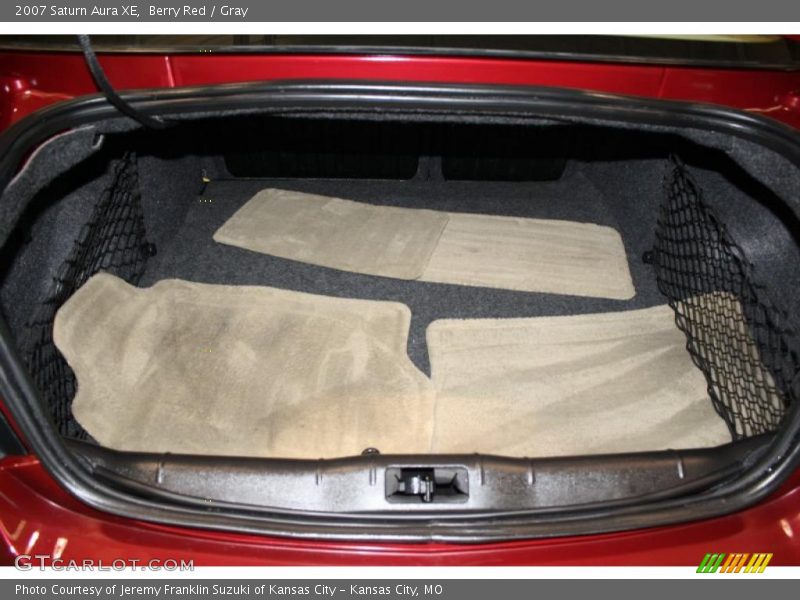 Berry Red / Gray 2007 Saturn Aura XE