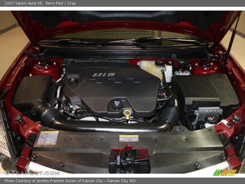 Berry Red / Gray 2007 Saturn Aura XE