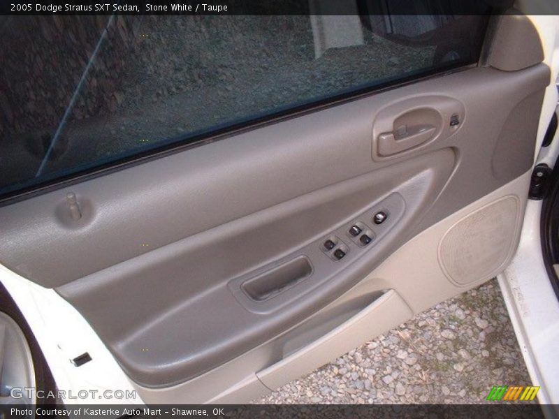 Stone White / Taupe 2005 Dodge Stratus SXT Sedan