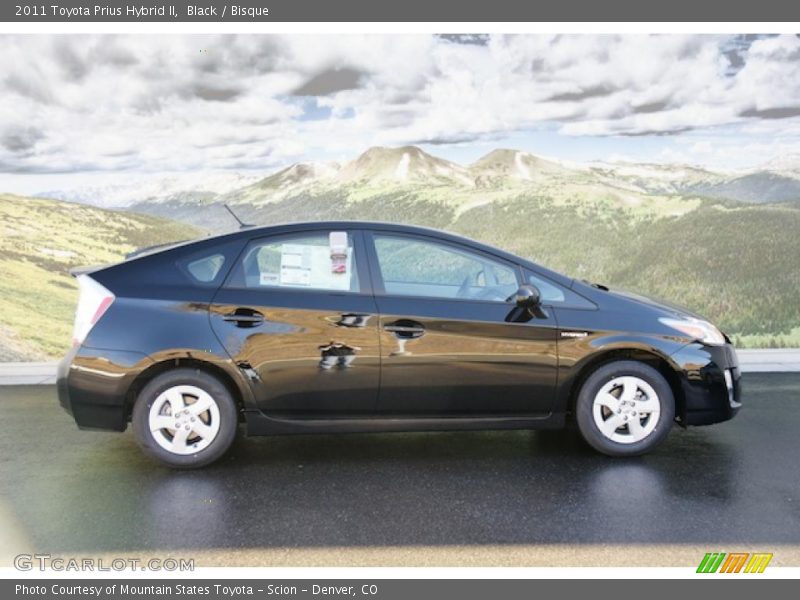 Black / Bisque 2011 Toyota Prius Hybrid II