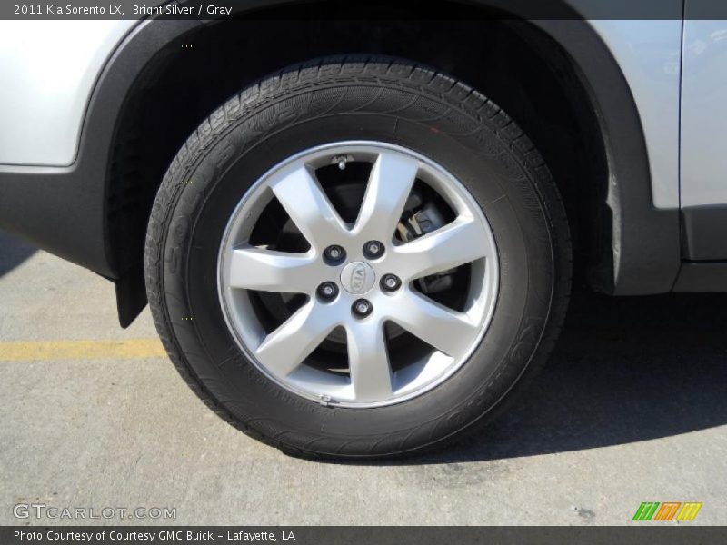 Bright Silver / Gray 2011 Kia Sorento LX