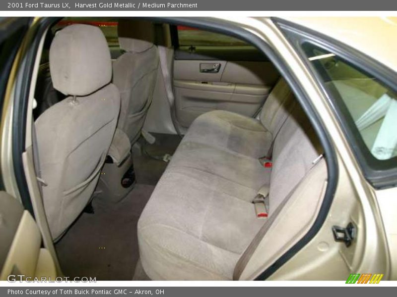 Harvest Gold Metallic / Medium Parchment 2001 Ford Taurus LX