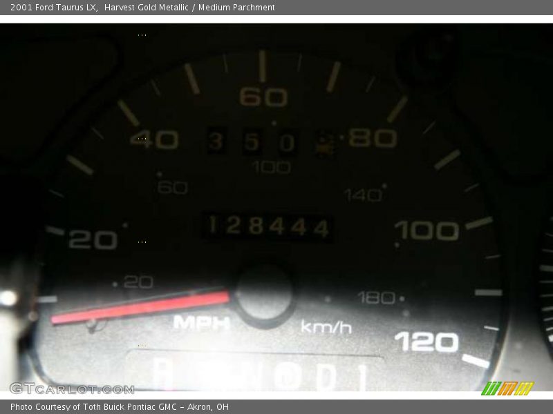 Harvest Gold Metallic / Medium Parchment 2001 Ford Taurus LX