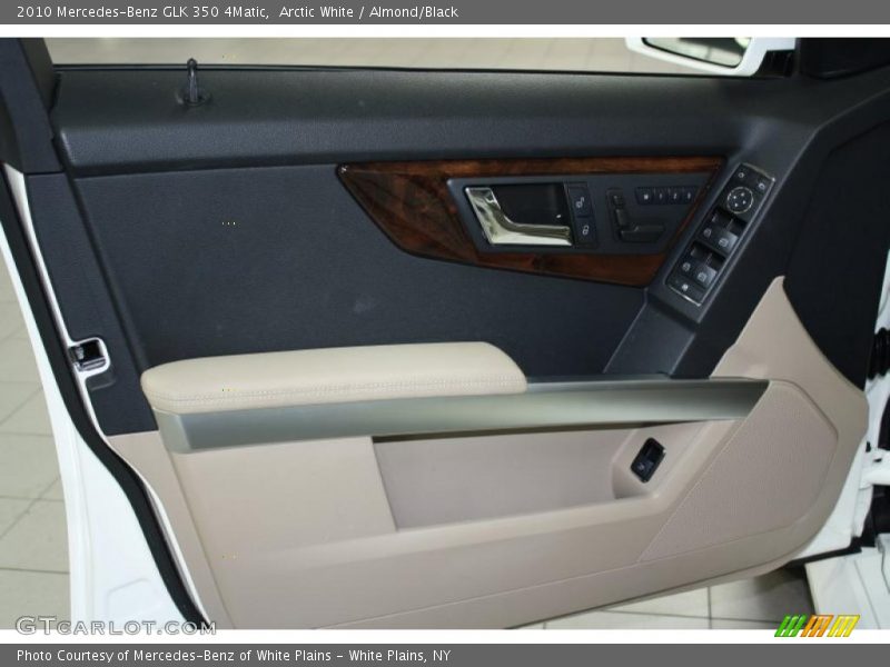 Arctic White / Almond/Black 2010 Mercedes-Benz GLK 350 4Matic