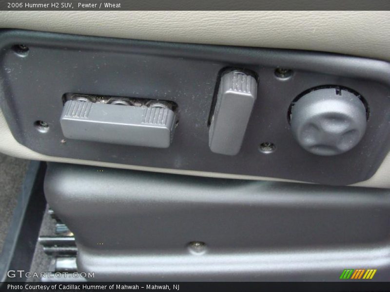 Pewter / Wheat 2006 Hummer H2 SUV