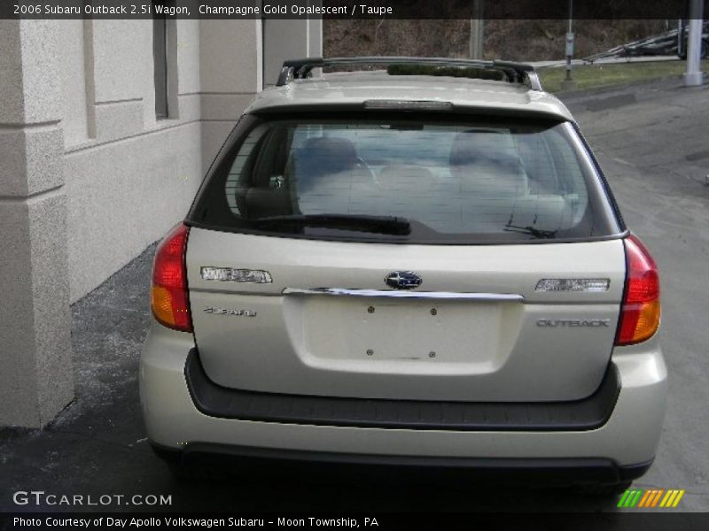 Champagne Gold Opalescent / Taupe 2006 Subaru Outback 2.5i Wagon