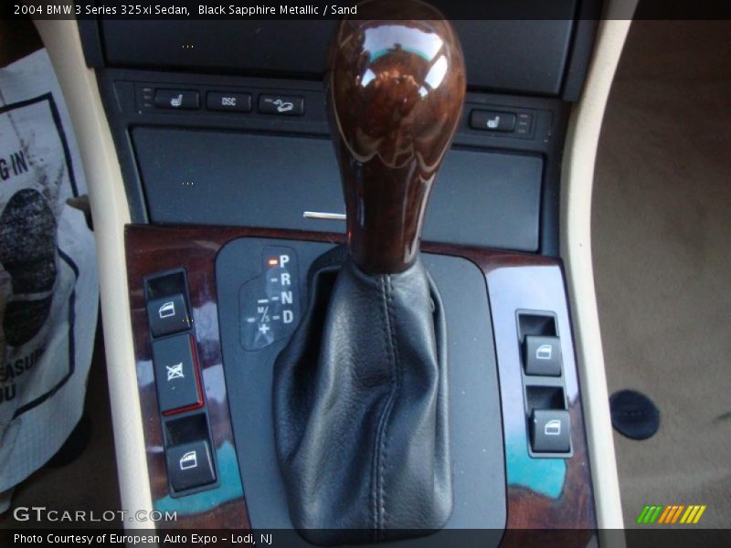 Black Sapphire Metallic / Sand 2004 BMW 3 Series 325xi Sedan