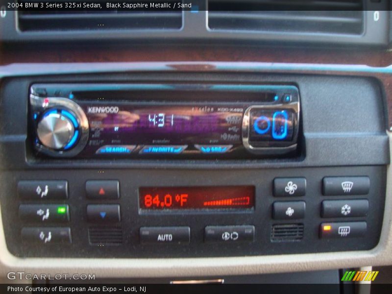 Black Sapphire Metallic / Sand 2004 BMW 3 Series 325xi Sedan