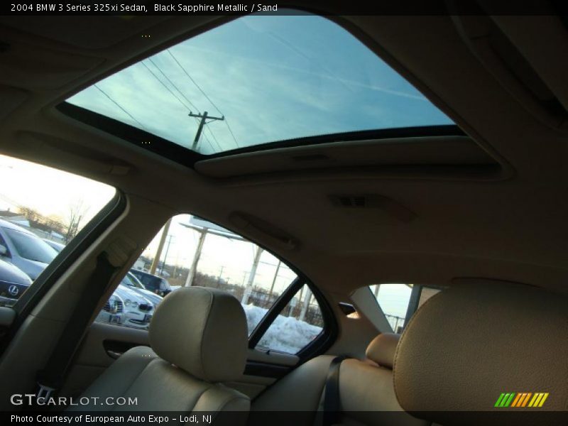 Black Sapphire Metallic / Sand 2004 BMW 3 Series 325xi Sedan