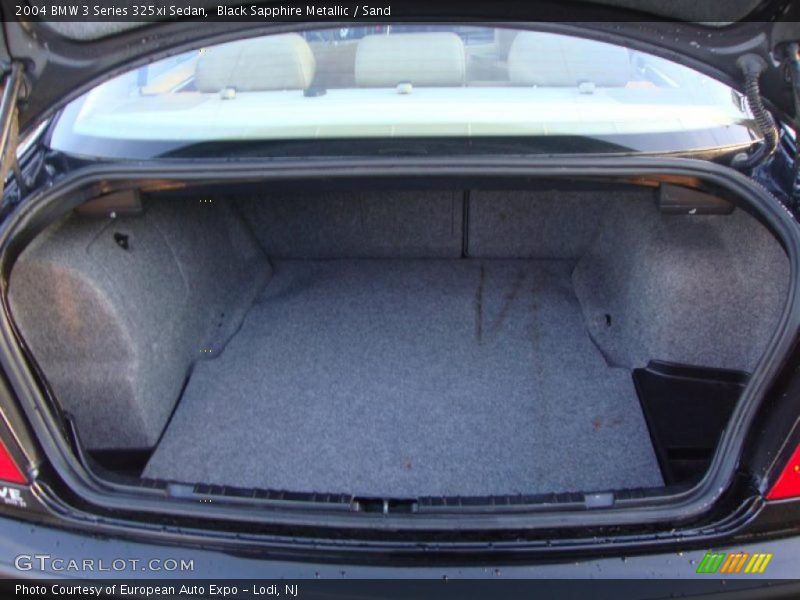 Black Sapphire Metallic / Sand 2004 BMW 3 Series 325xi Sedan