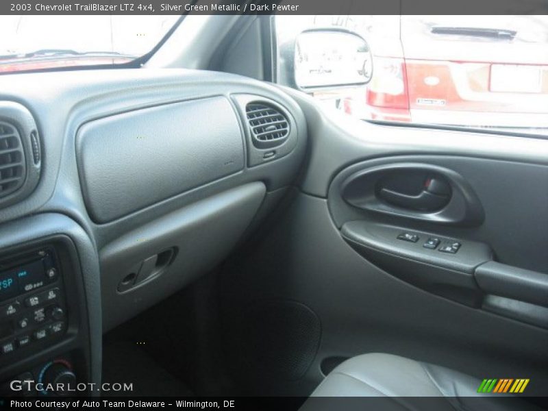 Silver Green Metallic / Dark Pewter 2003 Chevrolet TrailBlazer LTZ 4x4