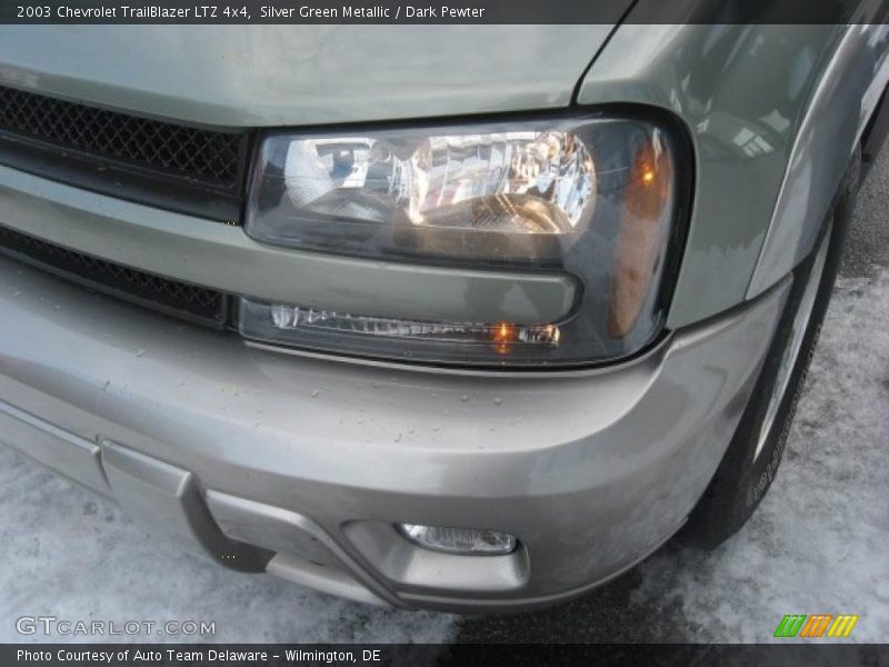 Silver Green Metallic / Dark Pewter 2003 Chevrolet TrailBlazer LTZ 4x4