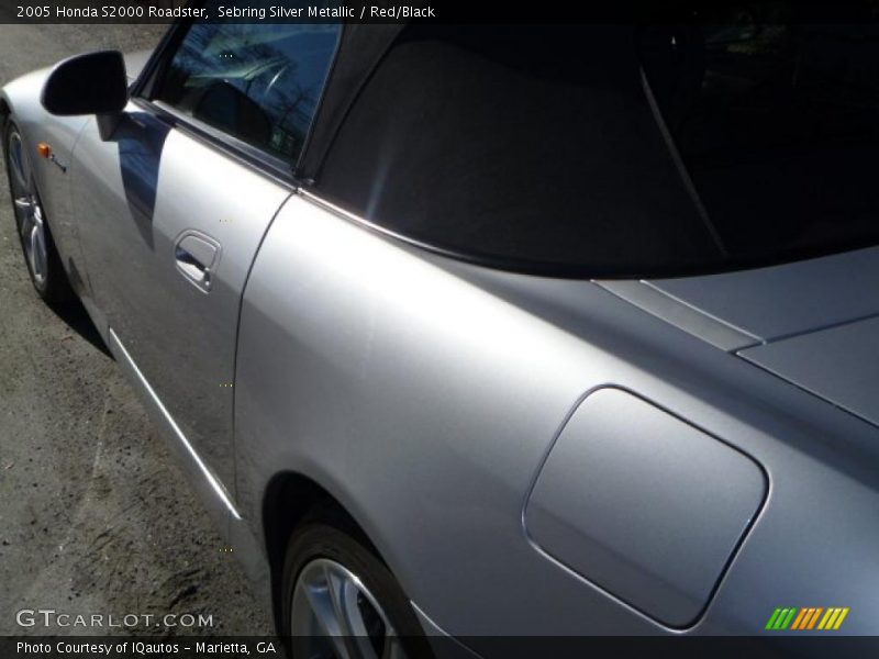 Sebring Silver Metallic / Red/Black 2005 Honda S2000 Roadster