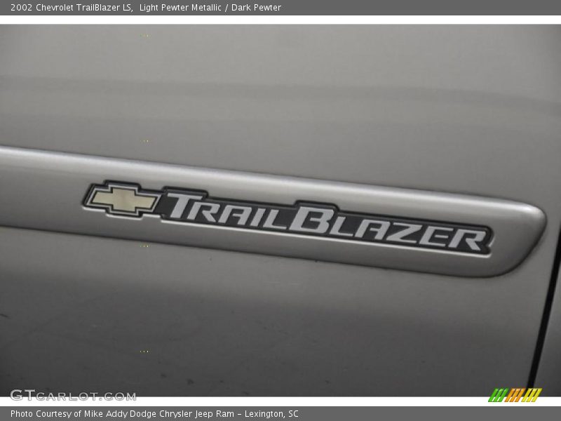 Light Pewter Metallic / Dark Pewter 2002 Chevrolet TrailBlazer LS