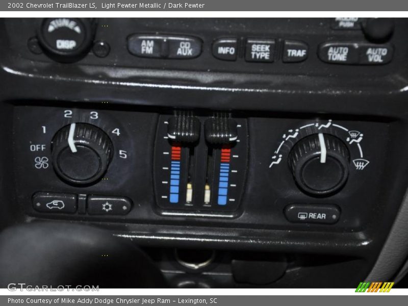 Light Pewter Metallic / Dark Pewter 2002 Chevrolet TrailBlazer LS