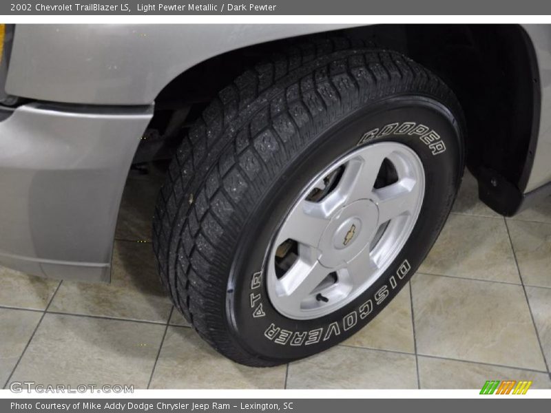Light Pewter Metallic / Dark Pewter 2002 Chevrolet TrailBlazer LS