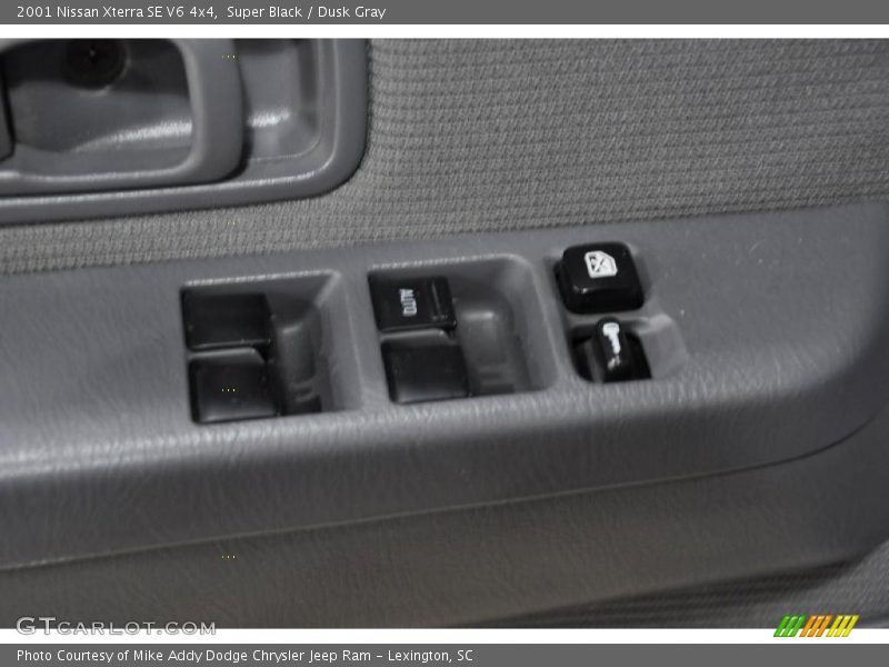 Super Black / Dusk Gray 2001 Nissan Xterra SE V6 4x4