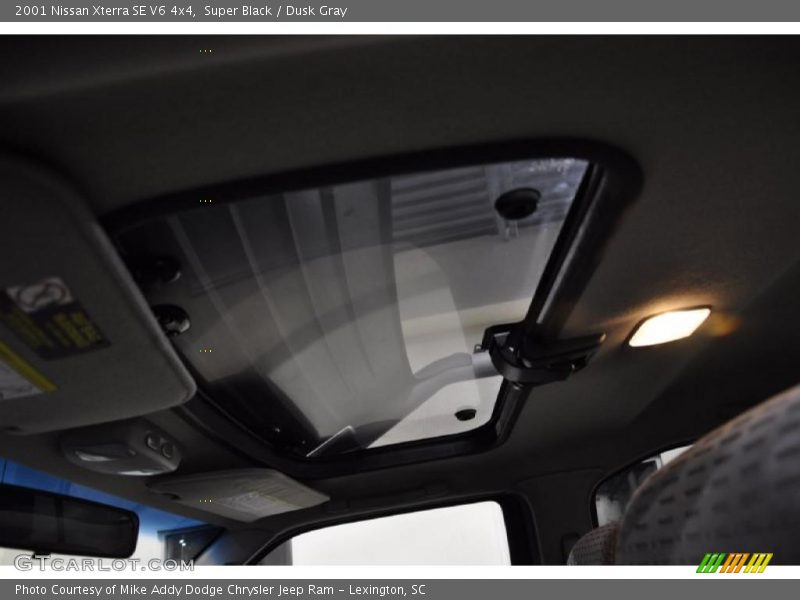 Super Black / Dusk Gray 2001 Nissan Xterra SE V6 4x4